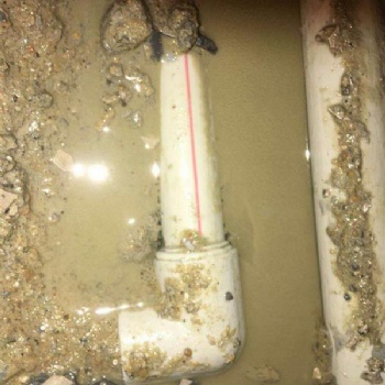 水管漏水怎么办_快速解决漏水问题_准确定位漏点位置