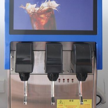 电影院可乐机是制出碳酸饮料的设备
