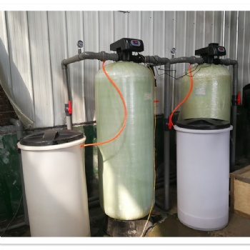 四通镇锅炉厂0.5吨-10吨软化水设备 离子交换设备 锅炉水处理设备