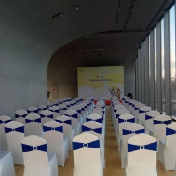 北京出租宴会椅_IBM桌租赁_沙发租赁_服务优良