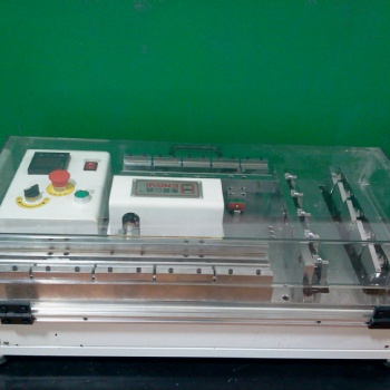 闵行衡翼IC卡动态弯扭试验机/卡片弯曲试验机