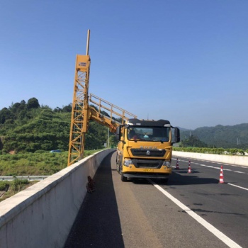 广州花都花东镇混合臂式高空作业车直臂式高空作业车桥检车出租