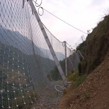 贵州怀仁景区采用▷RX-050型◁被动防护网治理山体滑坡