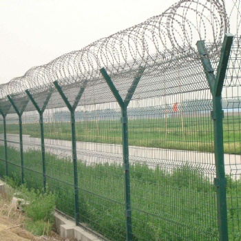 河北护栏网隔离网生产厂家机场护栏网Y型柱护栏网隔离栅质优价廉15383381791