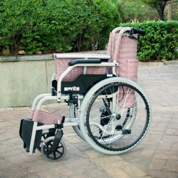轮椅出租轻便折叠电动轮椅租赁