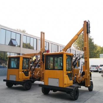 公路护栏打桩机的用途 小型公路护栏打桩机 浙江公路护栏打桩机