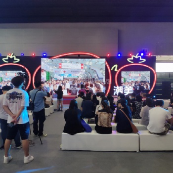 路维助力2019第53届广州美博会展台设计惊艳四方！
