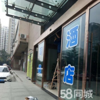 西安玻璃门维修，更换玻璃地弹簧