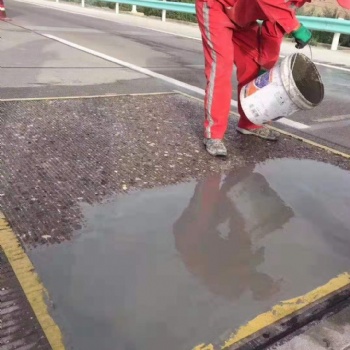 成都中德新亚混凝土路面修补料2小时即可通车