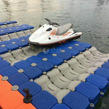 浙江台州供应水上浮筒 摩托艇码头水上浮桥平台