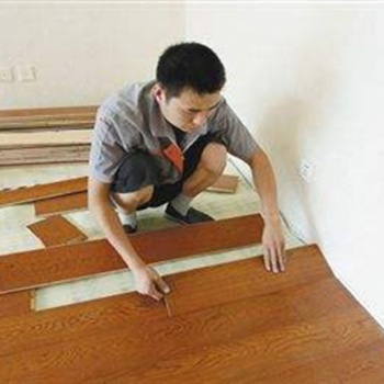 承接青岛木地板安装、维修、保养工程价格