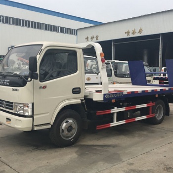 临沂清障车厂家东风多利卡3吨小型一拖二道路交通救援车