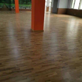 枫桦木室内篮球馆木地板