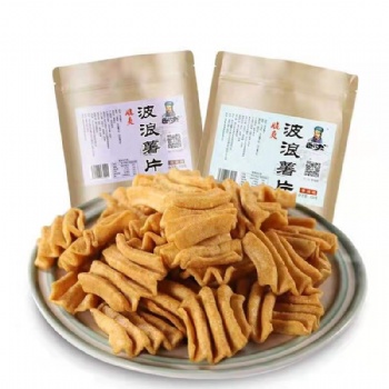 休闲膨化食品江米条薯片生产线小米锅巴四层脆生产和设备波浪薯片