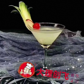 爱调酒吗想学调酒的加入我们吧