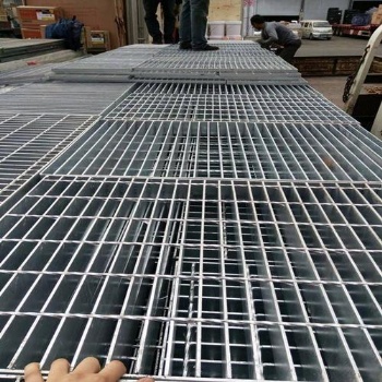 热镀锌钢格栅板,载重钢格栅板,六盘水钢格栅板