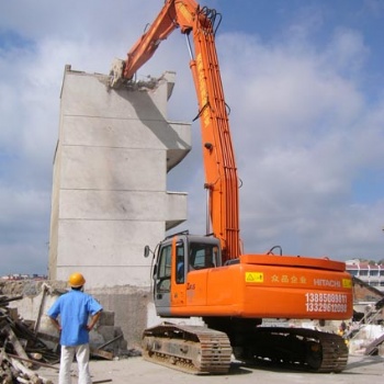 镇江专业拆除公司钢结构回收化工厂拆除