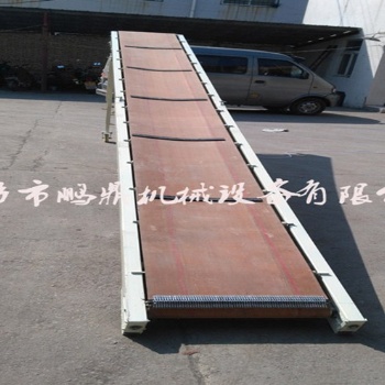 小型输送机高度可调节升降输送机电动爬坡输送机