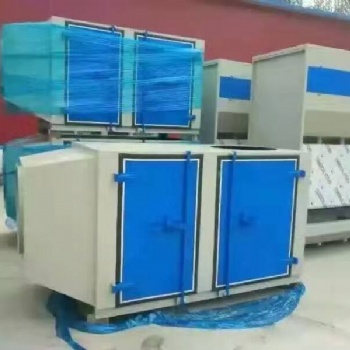 山东环保活性炭箱设备移动伸缩房干式喷涂柜设备可加工定制