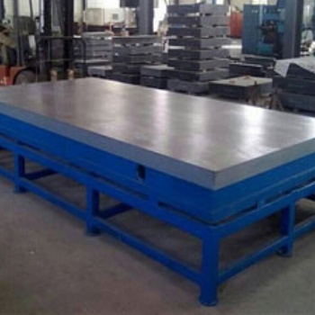 厂家长期供应铸铁平板，铸铁平台，铸铁拼接平板