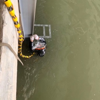 滨州潜水打捞 水下工程 探查清理 安装 设备维护 堵漏 救助抢险 河道疏浚