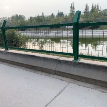 水源地护栏网隔离网厂家供应防护网