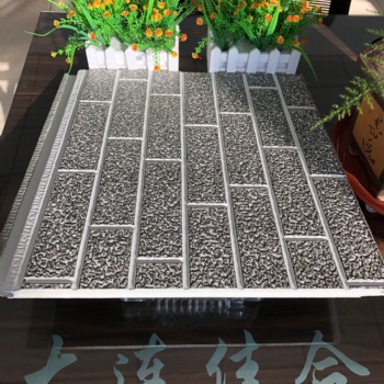 提供金属雕花板生产保温装饰板活动房建造旧屋翻新
