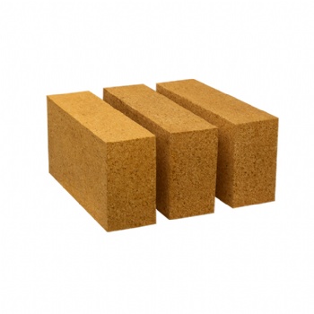 河南建华耐材生产的粘土耐火砖铝含量高于55％，耐火耐高温，质量上乘价格实惠可大量定制生产
