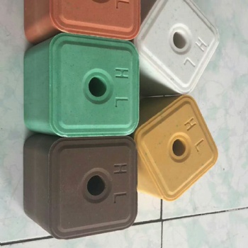 舔盐砖压块机H饲料加工设备