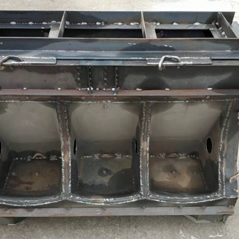 水泥猪槽模具料槽模具.自由采食槽模具三孔四孔水泥料槽模具定制