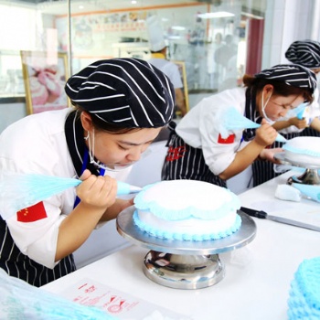 银川学烘焙培训的学校