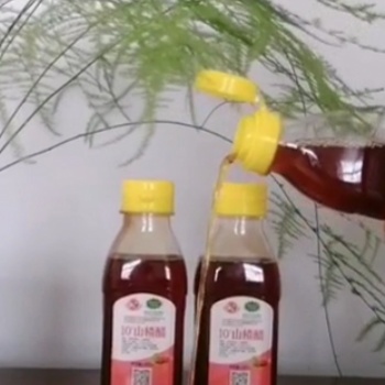 果浆发酵 10％山楂醋（风味醋饮料）
