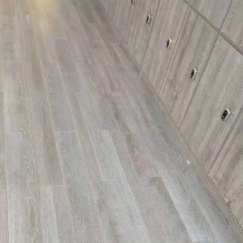 幼儿园全新料锁扣地板专业地板工程承包质量可靠
