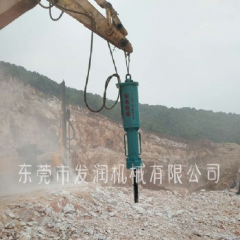 小型岩石劈裂机和大型岩石劈裂机不同用途