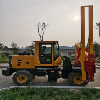 西山厂家供应公路护栏打桩机 四驱波形护栏打桩机 波形护栏打桩机价格和图片