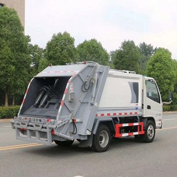 国六东风4立方压缩式垃圾车