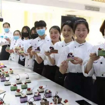 茌平蛋糕西点面包培训百甲学校
