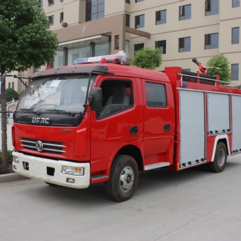 消防车厂家 东风多利卡水罐消防车 森林用消防灭火车