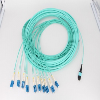 厂家MPO-LC万兆多模24芯光纤跳线40G集束光纤线