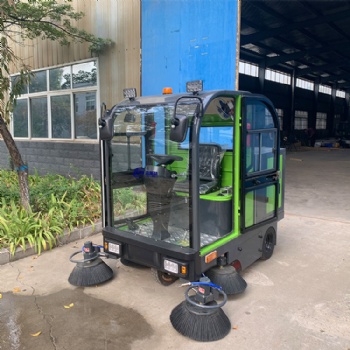 电动清扫车 驾驶式扫地机 小区物业环卫用扫地车