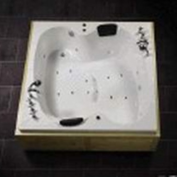上海科勒浴缸漏水报修电话热线