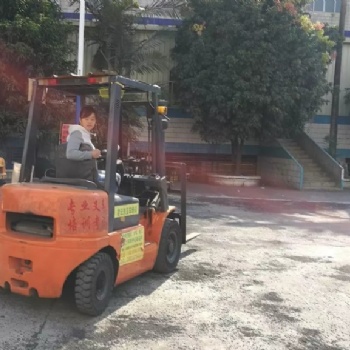 深圳上塘红山附近有建筑电工焊工复审年审培训学校
