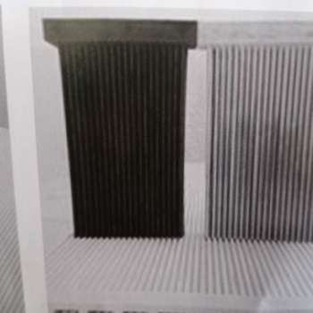 塑烧板由多种高分子化合物粉体以及特殊的粘合剂严格配比