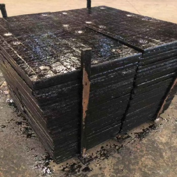 天津耐冲击碳化铬堆焊板 双金属明弧埋弧耐磨板厂家
