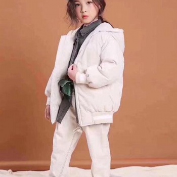 青岛外贸童装批发 韩版女童纯棉短袖T恤 儿童短袖T恤