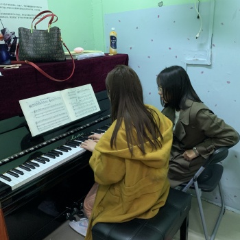 九江学音乐培训 吉他教学 钢琴声乐教学