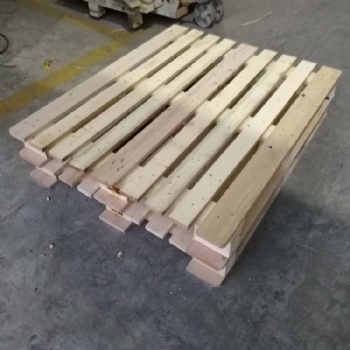 青岛木卡板厂家 熏蒸木托盘松木出口用价格便宜送货