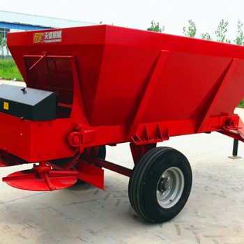 吉林黑龙江五方拖拉机带撒粪机 粪肥施肥机 机械抛粪车