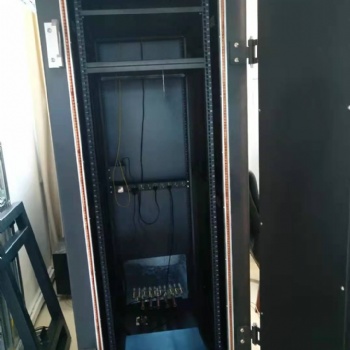国密蓝盾（山东）信息技术有限公司—国密电磁屏蔽机柜GM-01型