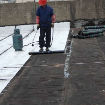 常熟专业屋顶防水补漏